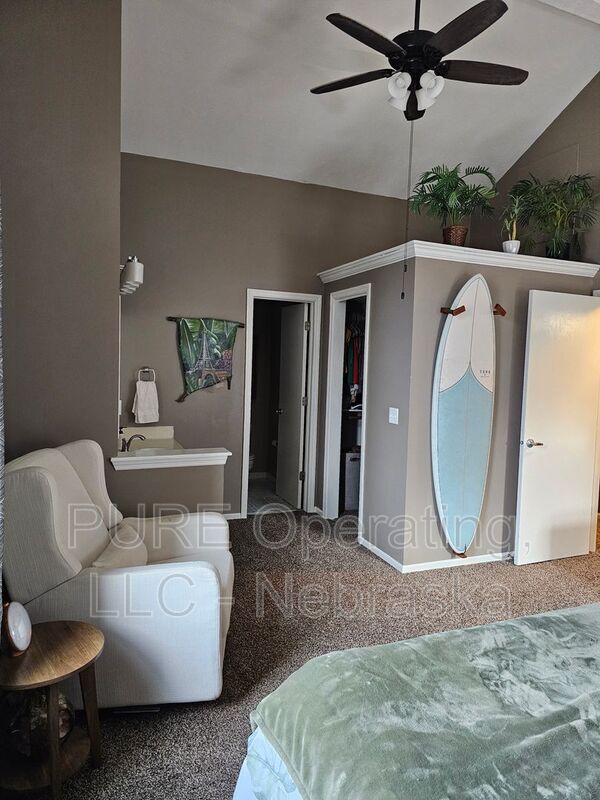 Building Photo - 5039 S 163rd Ave