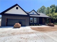 Building Photo - New Beginnings Start At AMRR: Luxury 4 Bedroom Home In Fayetteville