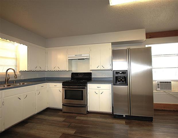 Building Photo - 407 S Bois D'Arc St