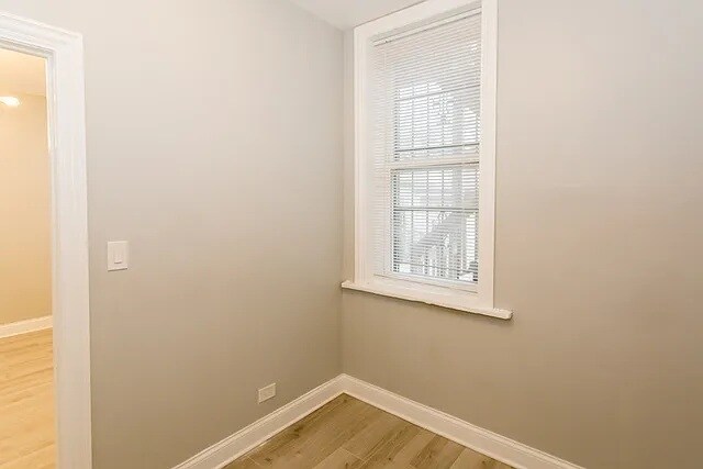 Building Photo - 834 N Mozart St