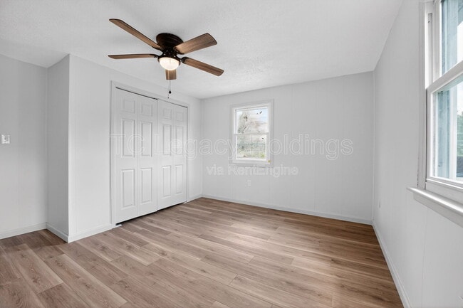 Building Photo - 73 Beechwood Ave