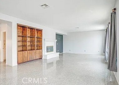 Building Photo - 12683 Palm View Way