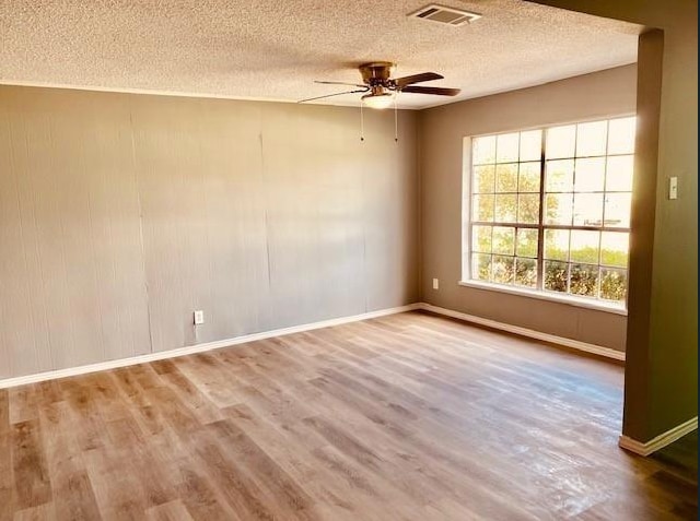 Building Photo - 4834 Meadow Park Dr