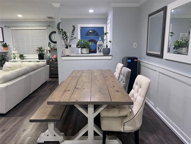 Building Photo - 6486 Alisa Ln