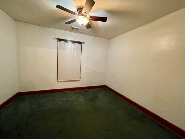 Building Photo - 112 N Roosevelt Ave