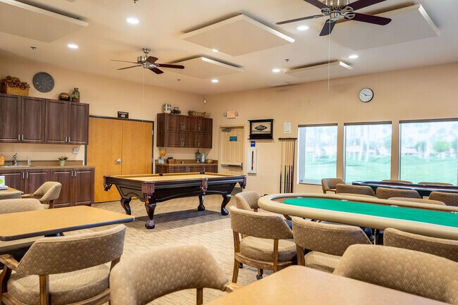 Building Photo - 54 Maximo Way