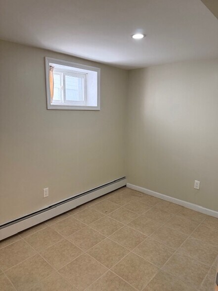 Building Photo - 6132 Booth St