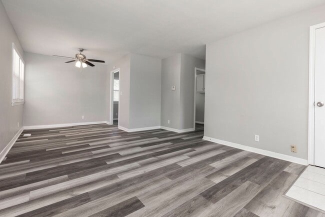 Building Photo - 1209 S 45th St