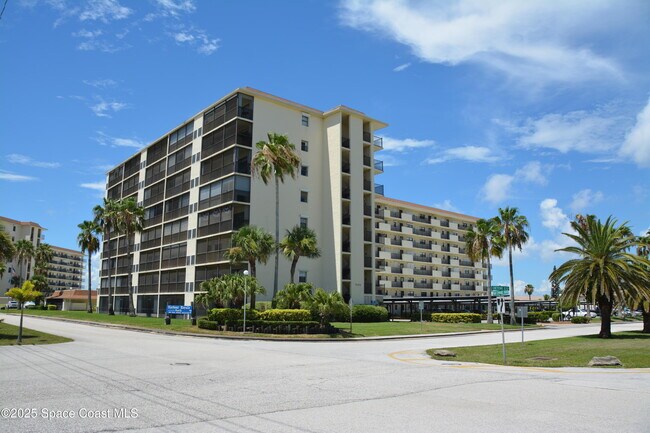 Primary Photo - 500 Palm Springs Blvd