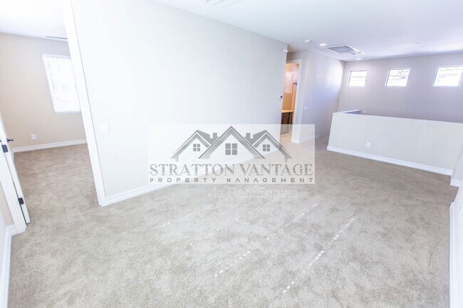 Building Photo - 2883 E Ebony Dr