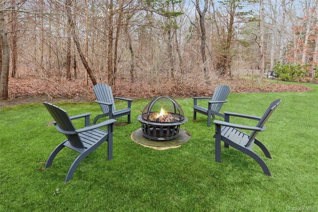 Building Photo - 110 Greenleaf Ln