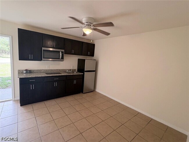Building Photo - 5099 FL-80