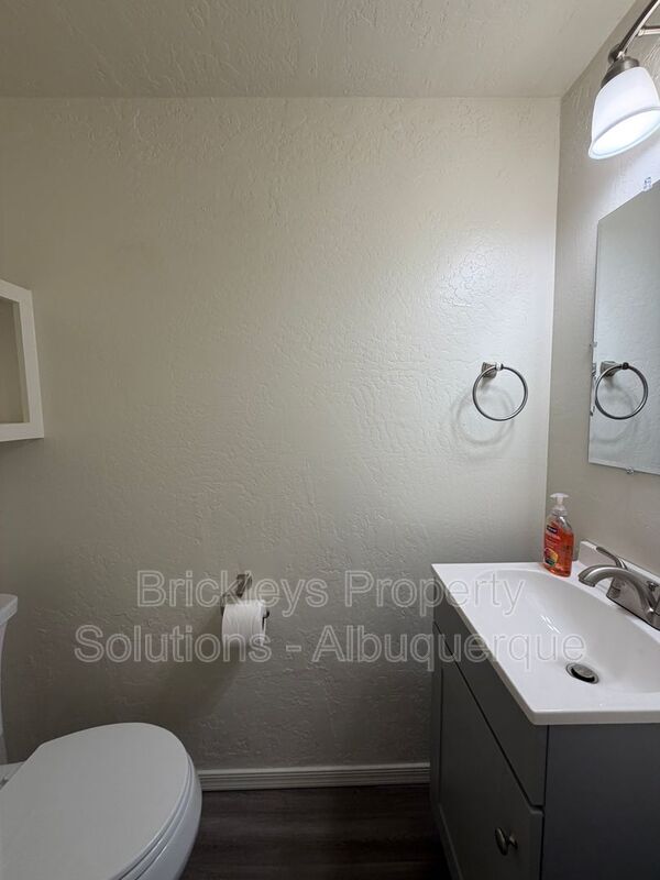 Building Photo - 5409 6th St NW