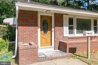 Building Photo - 405 Hamilton Rd