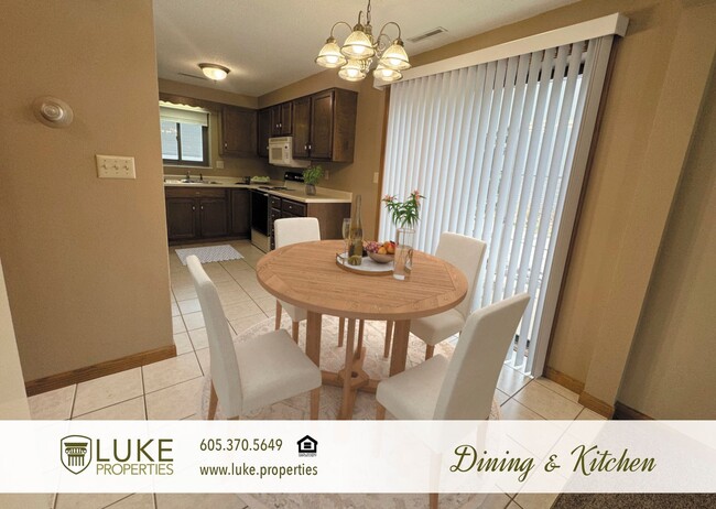 Building Photo - 4809 S Tennis Ln