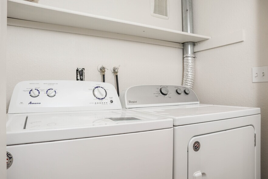 Building Photo - 19301 36th Ave W