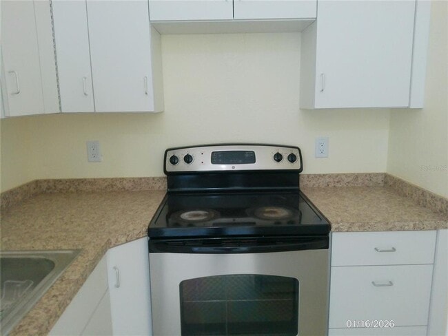 Building Photo - 1111 Cypress Gardens Blvd