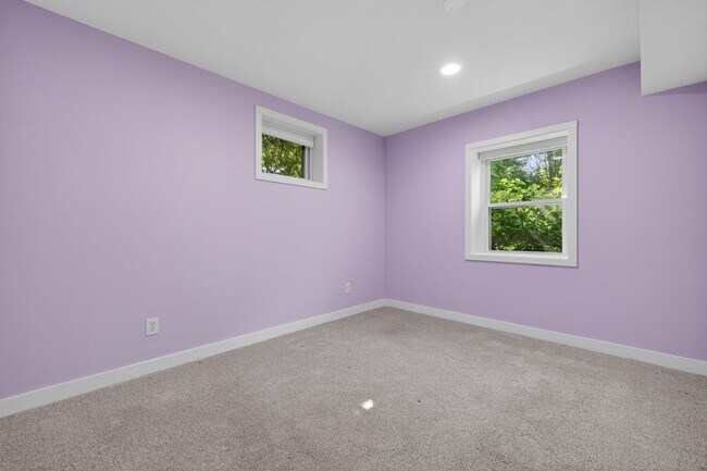 Building Photo - 23017 Timber Creek Ln
