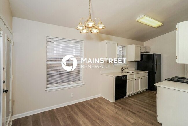 Building Photo - 3 Bedroom Pet-Friendly Home in SAN ANTONIO, TX with Main Street Renewal
