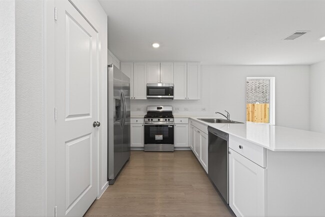 Building Photo - 6273 Alder Crk Dr