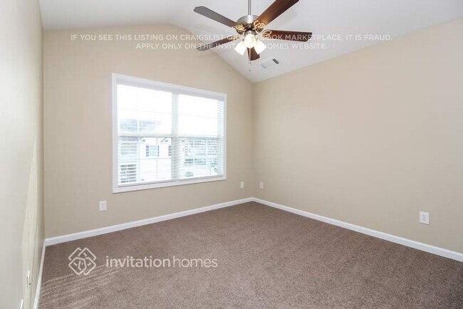 Building Photo - 5182 Catrina Way
