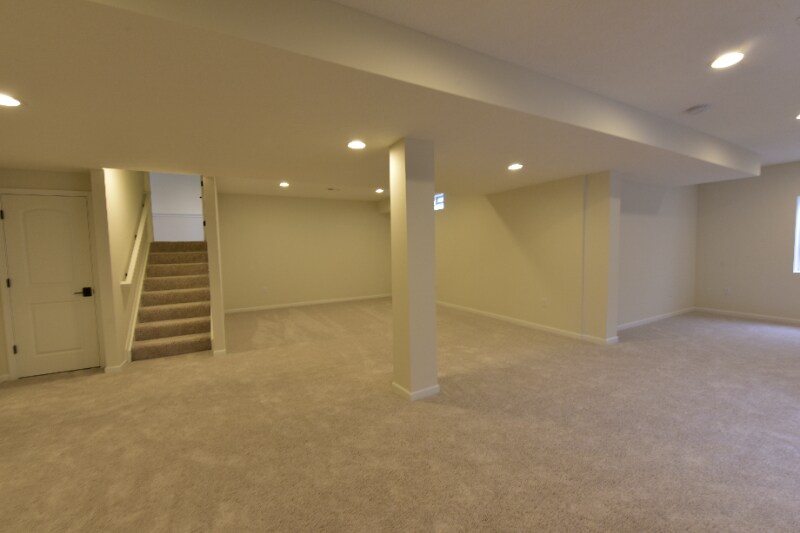 Building Photo - 4325 Harold Dr