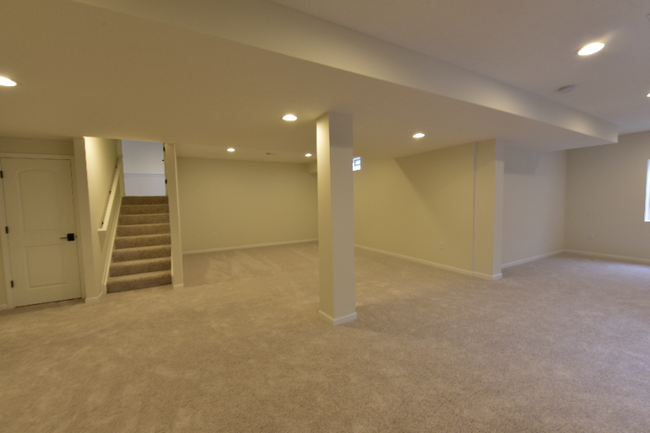 Building Photo - 4325 Harold Dr