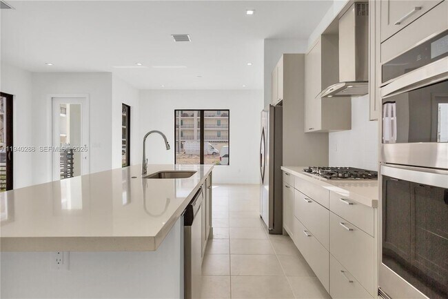 Building Photo - 8037 NW 42nd St