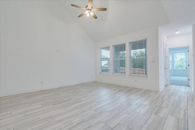 Building Photo - 8008 Prairie Rye Dr