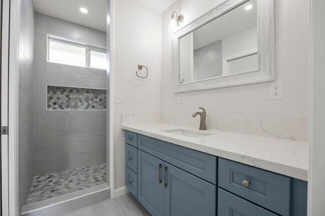 Building Photo - AVAILABLE NOW...BRAND NEW 3 BEDROOM 2 BATH