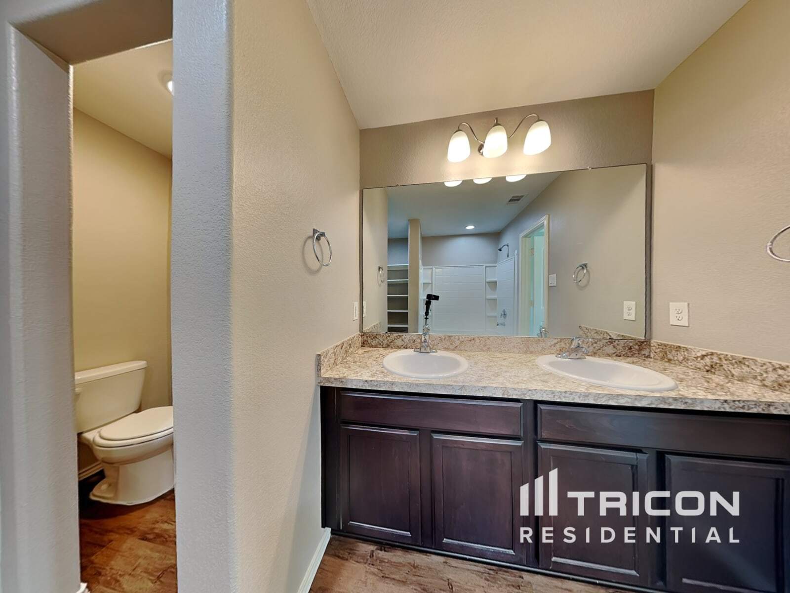 Building Photo - 15426 Rancho Joya Wy