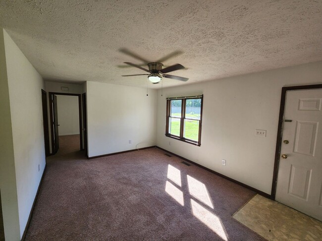 Building Photo - DUPLEX IN PRINCE GEORGE