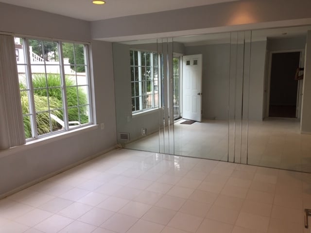 Building Photo - 22 Sharrotts Rd