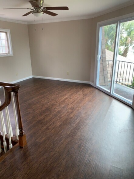 Building Photo - 102 Buccaneer Dr