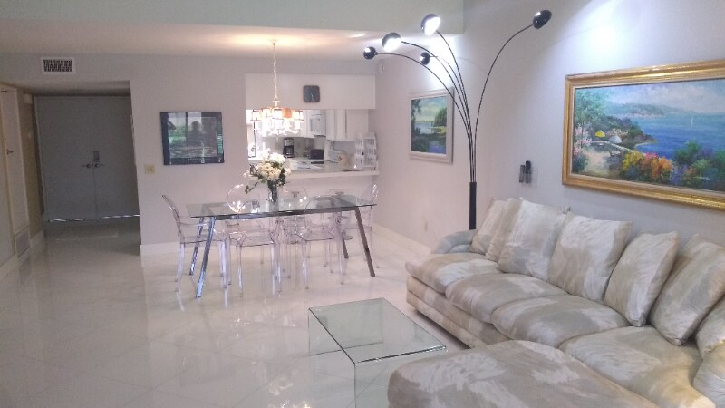 Building Photo - 72 Majorca Dr