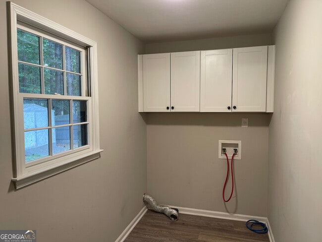 Building Photo - 407 Deergrass Trail
