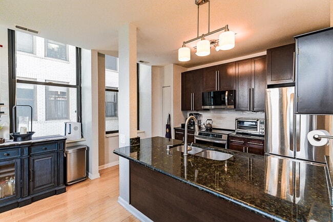 Building Photo - 780 S Federal St