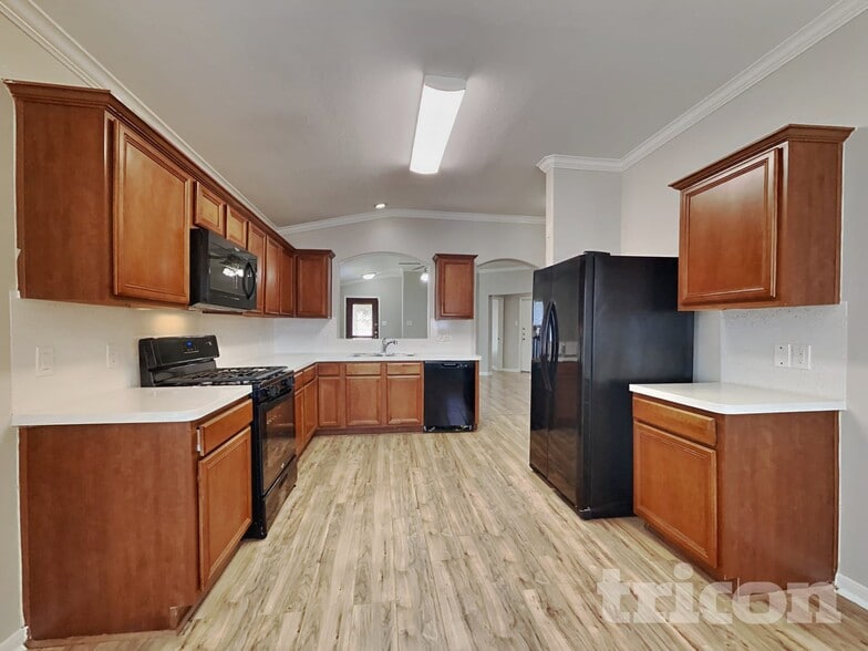 Building Photo - 2422 Spring Lily Ct