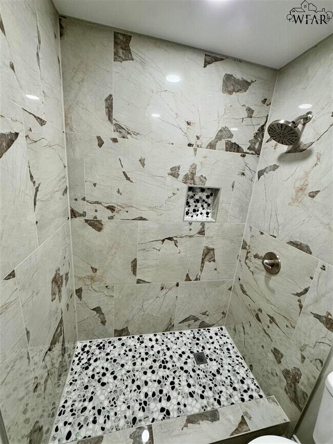 Building Photo - 5237 Catskills Dr