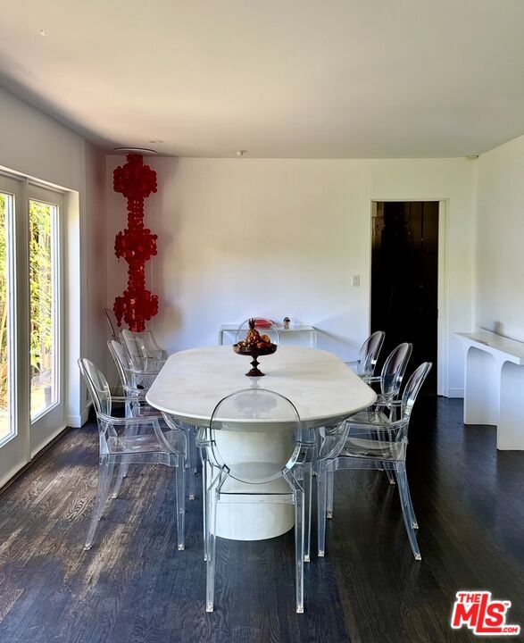 Building Photo - 1555 Rising Glen Rd