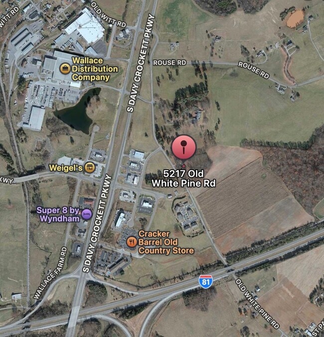 Building Photo - *Move in Special - Spacious 3 bedroom/ 2.5...