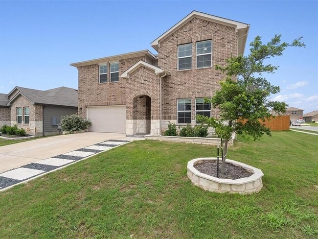 Building Photo - 6112 Montrelia Dr