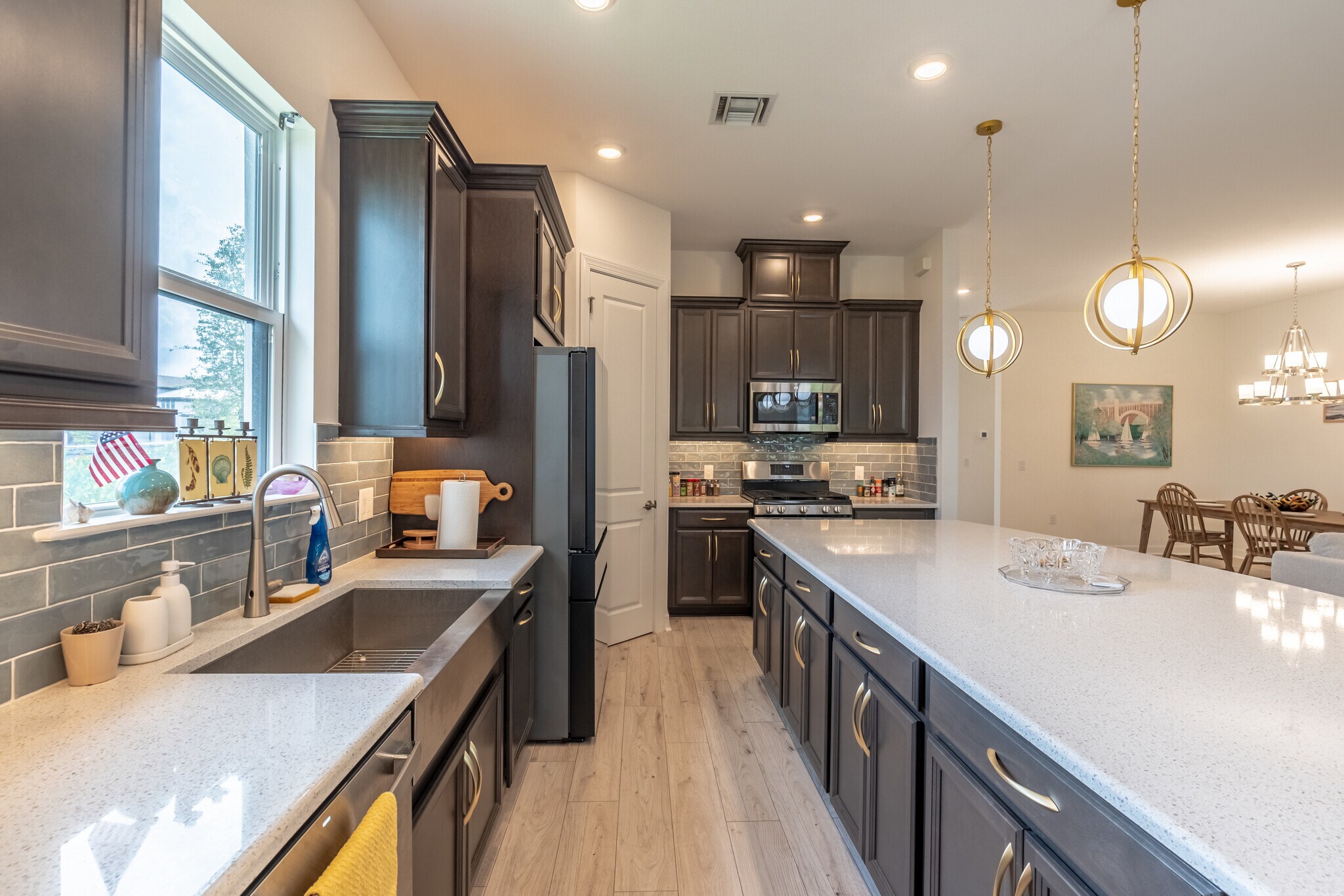 Kitchen - 15347 Turin Dr