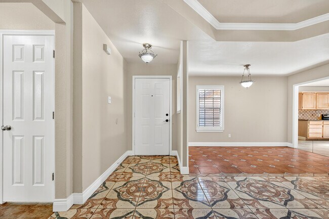 Building Photo - 2415 93rd St