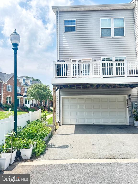 Building Photo - 22335 Honey Hill Ln