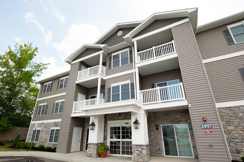 Building Photo - 2493 Sweet Home Rd