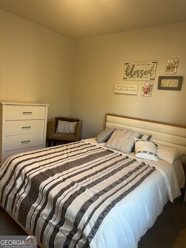 Building Photo - 364 Stoneybrook Dr