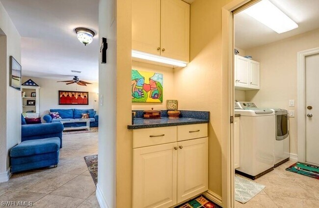 Building Photo - 4376 Beechwood Lake Dr