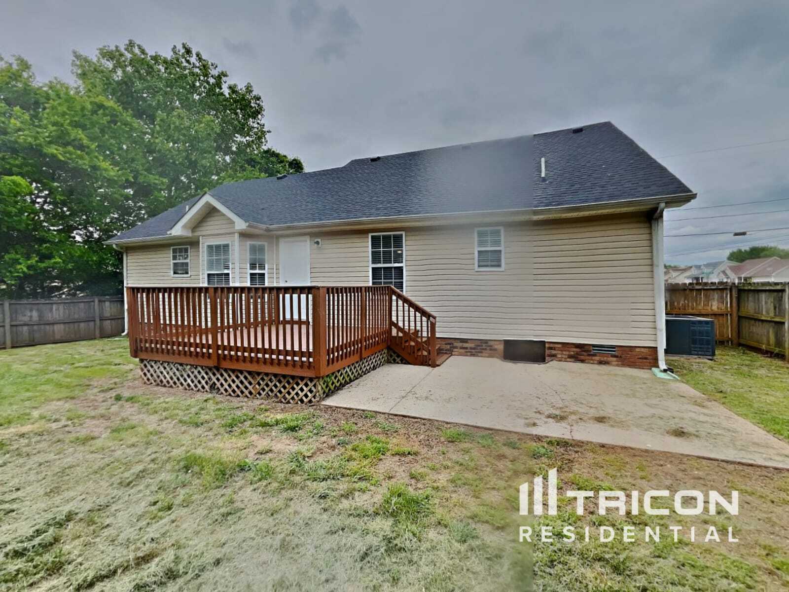 Building Photo - 2432 Egret Dr