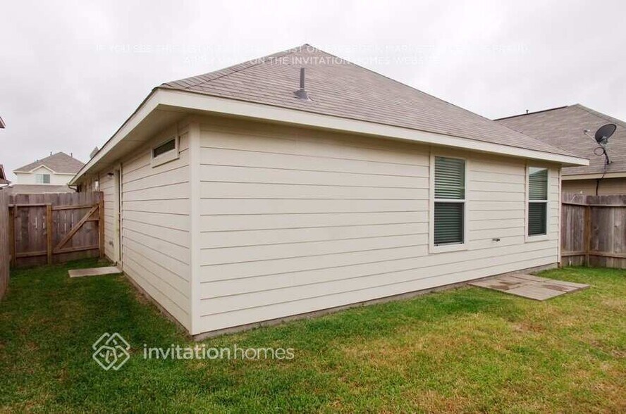 Building Photo - 18818 N Lyford Dr